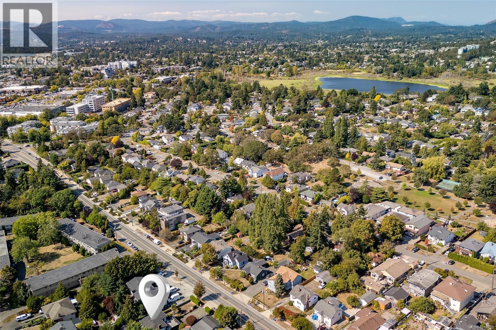  955 Tattersall Drive, Saanich