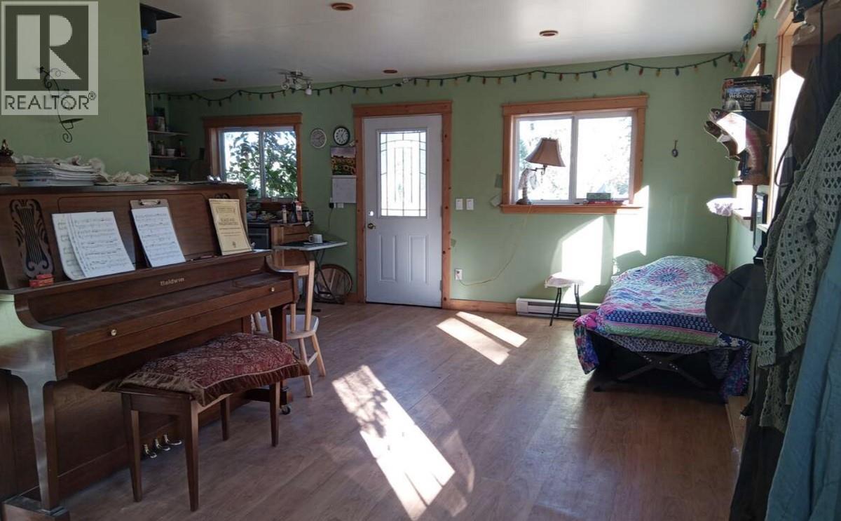 8224 Highway 95A, Kimberley