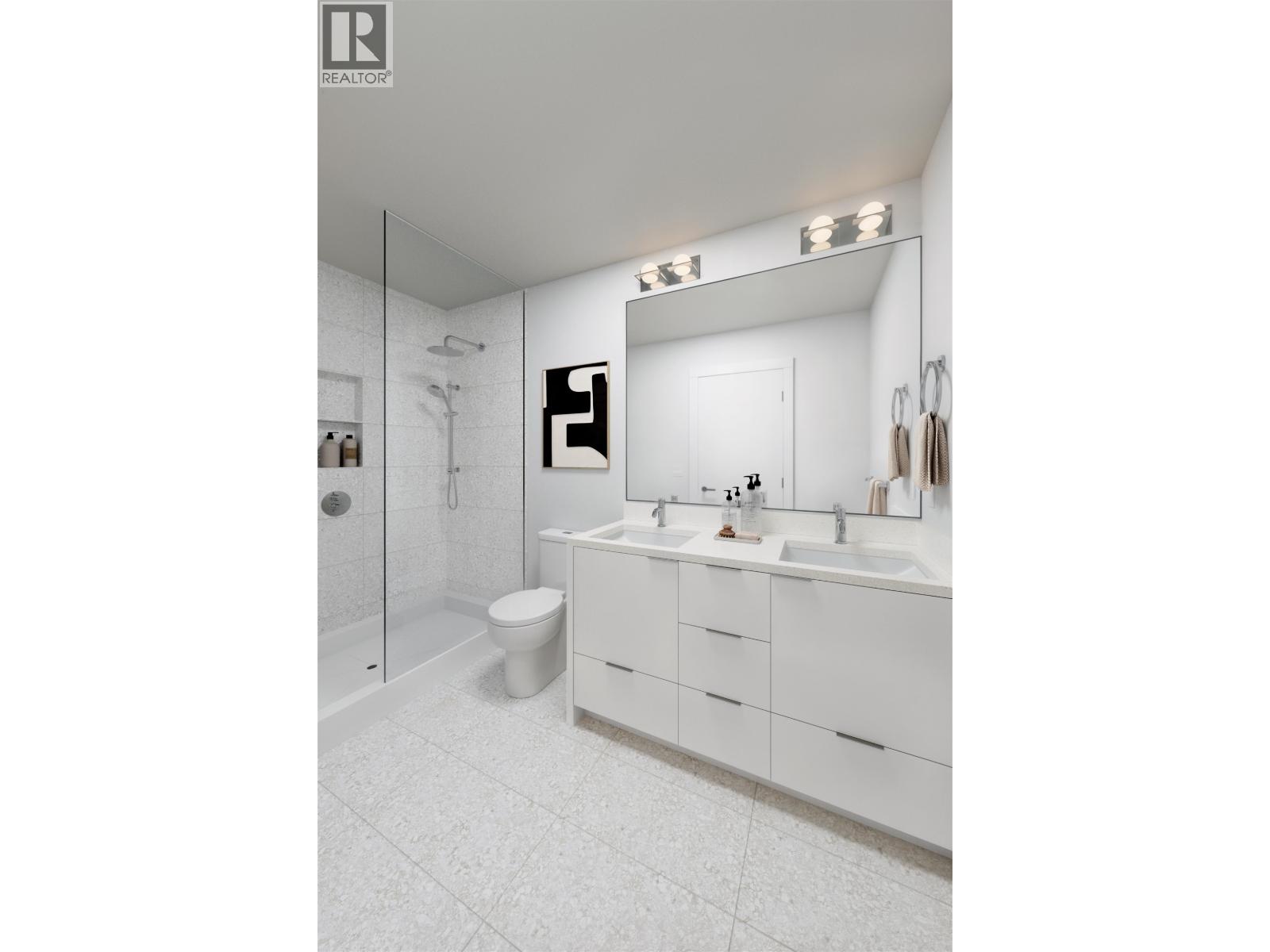 303 1050 FINCH DRIVE, Squamish