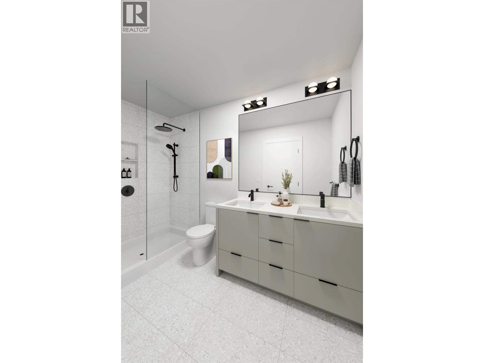 303 1050 FINCH DRIVE, Squamish