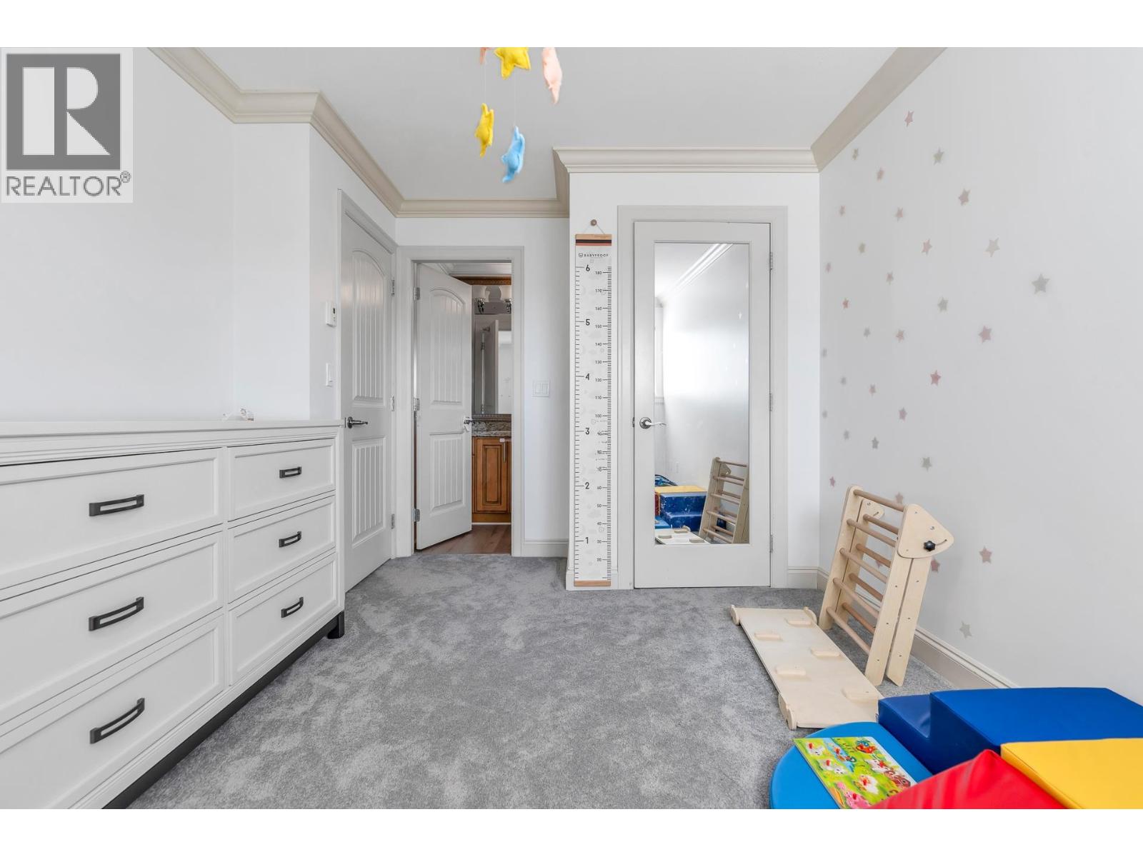 216 HUME STREET, New Westminster