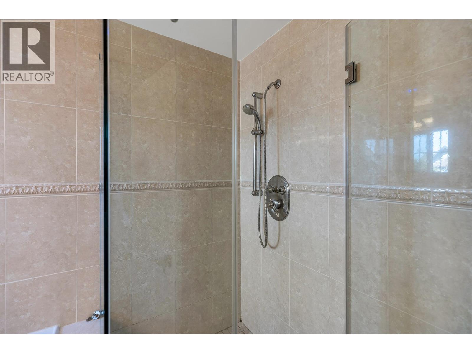 216 HUME STREET, New Westminster