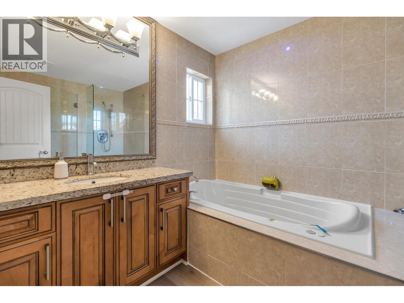 216 HUME STREET, New Westminster