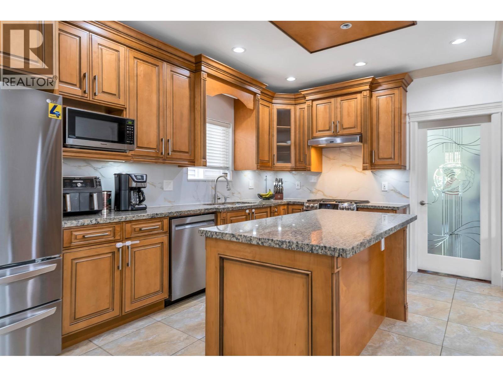 216 HUME STREET, New Westminster