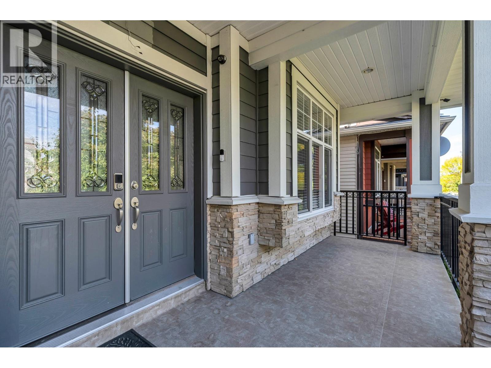 216 HUME STREET, New Westminster