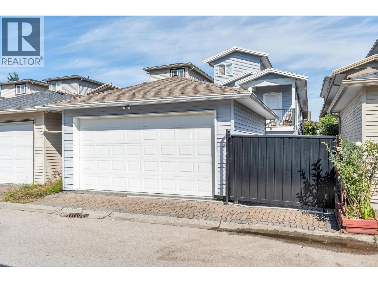 216 HUME STREET, New Westminster