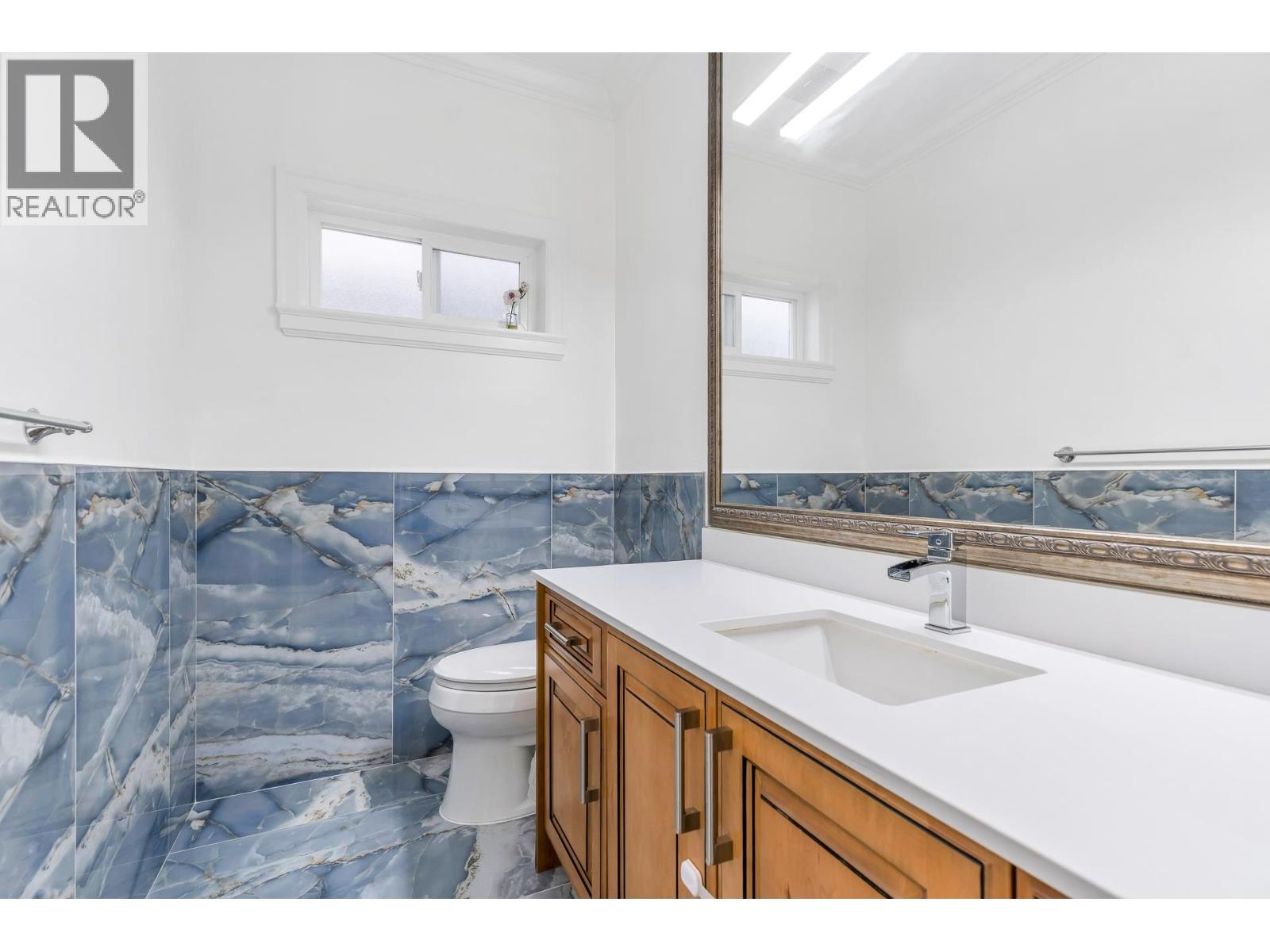 216 HUME STREET, New Westminster