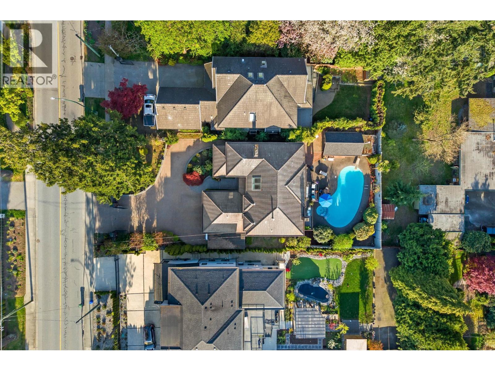 732 ROCHESTER AVENUE, Coquitlam