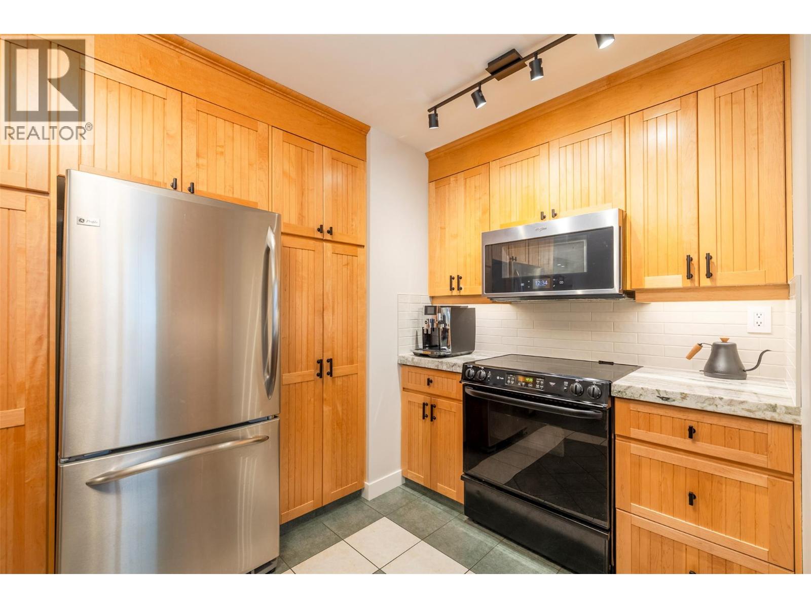 3 Elkview Crescent, Fernie
