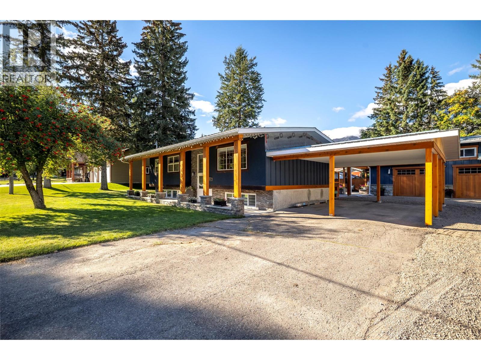 3 Elkview Crescent, Fernie