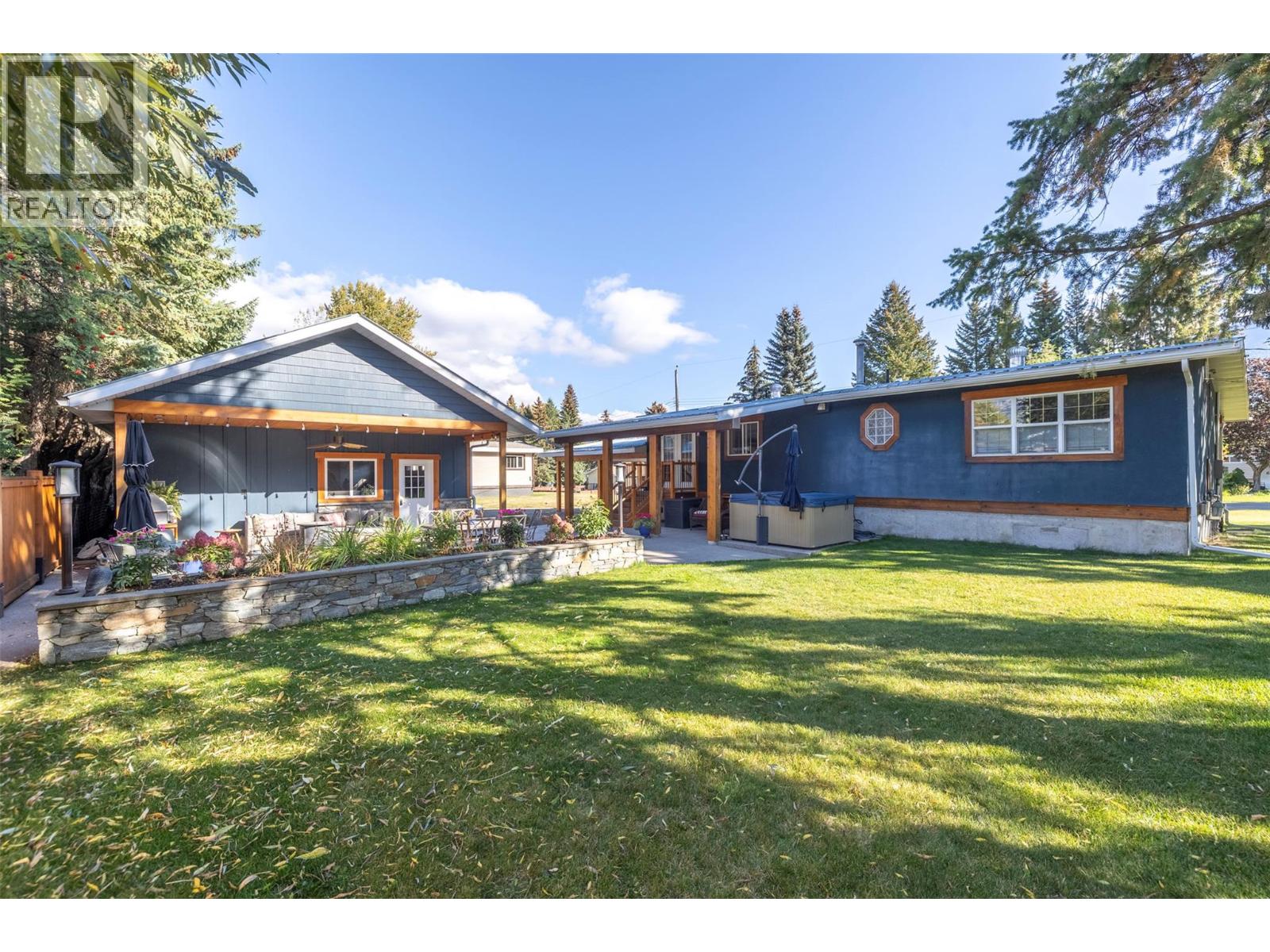 3 Elkview Crescent, Fernie