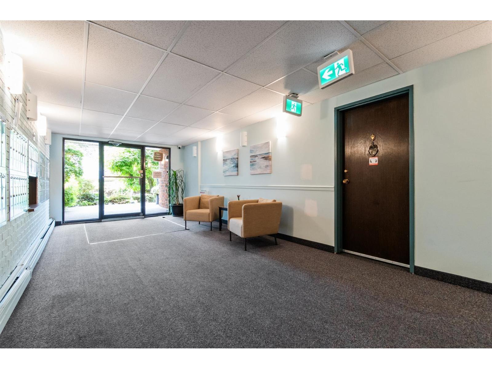 317 1442 BLACKWOOD STREET, White Rock