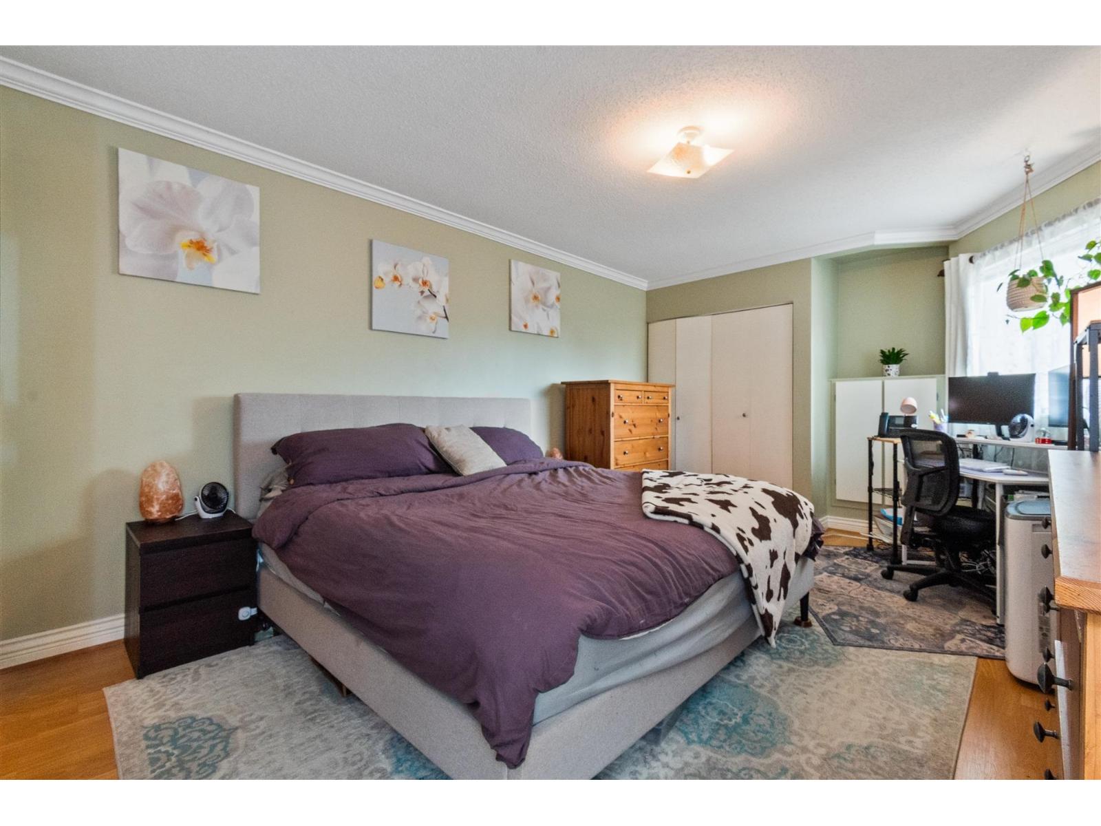 317 1442 BLACKWOOD STREET, White Rock