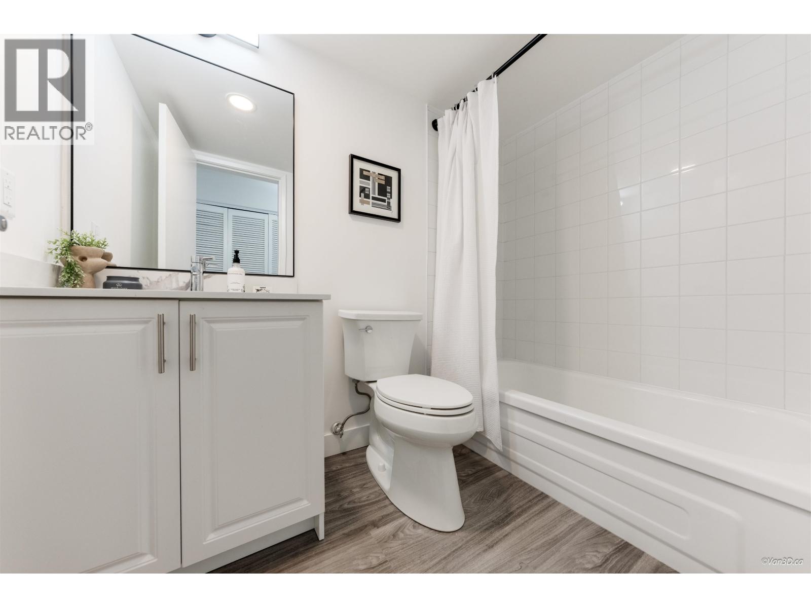 2407 1850 COMOX STREET, Vancouver