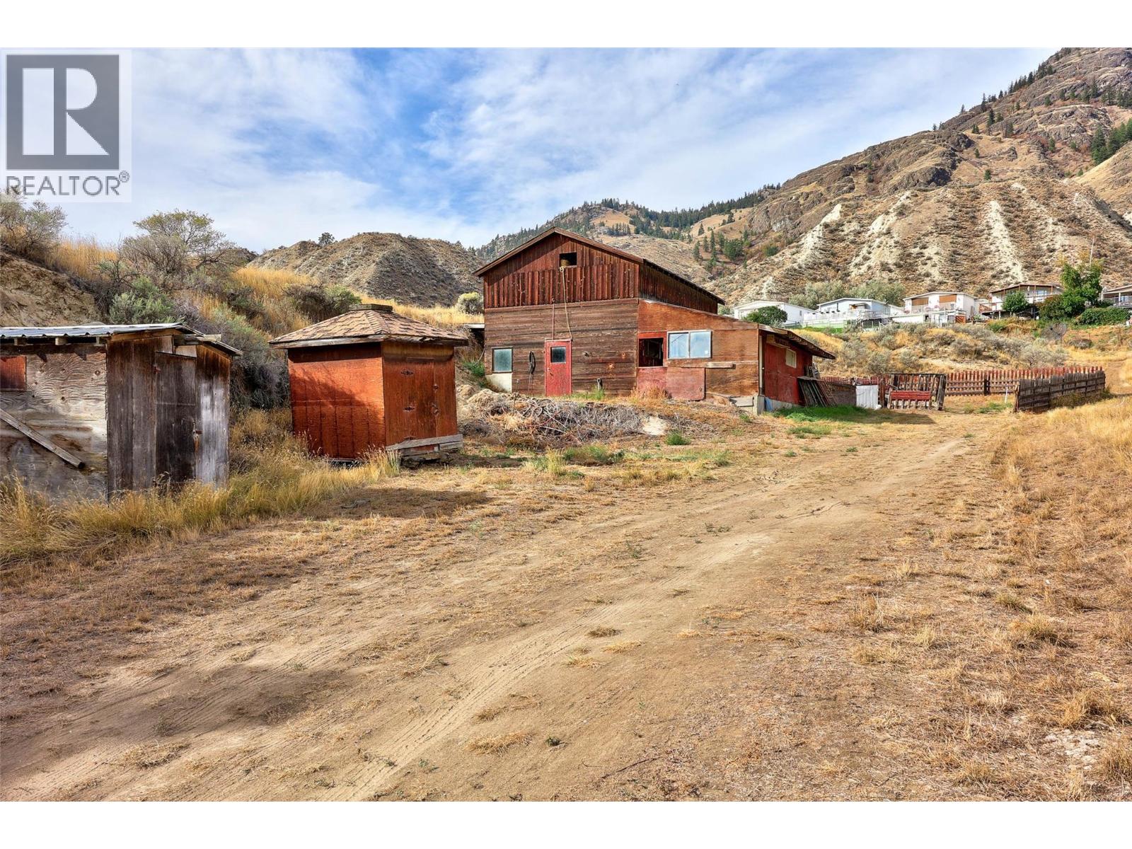 3119 SHUSWAP ROAD - 60