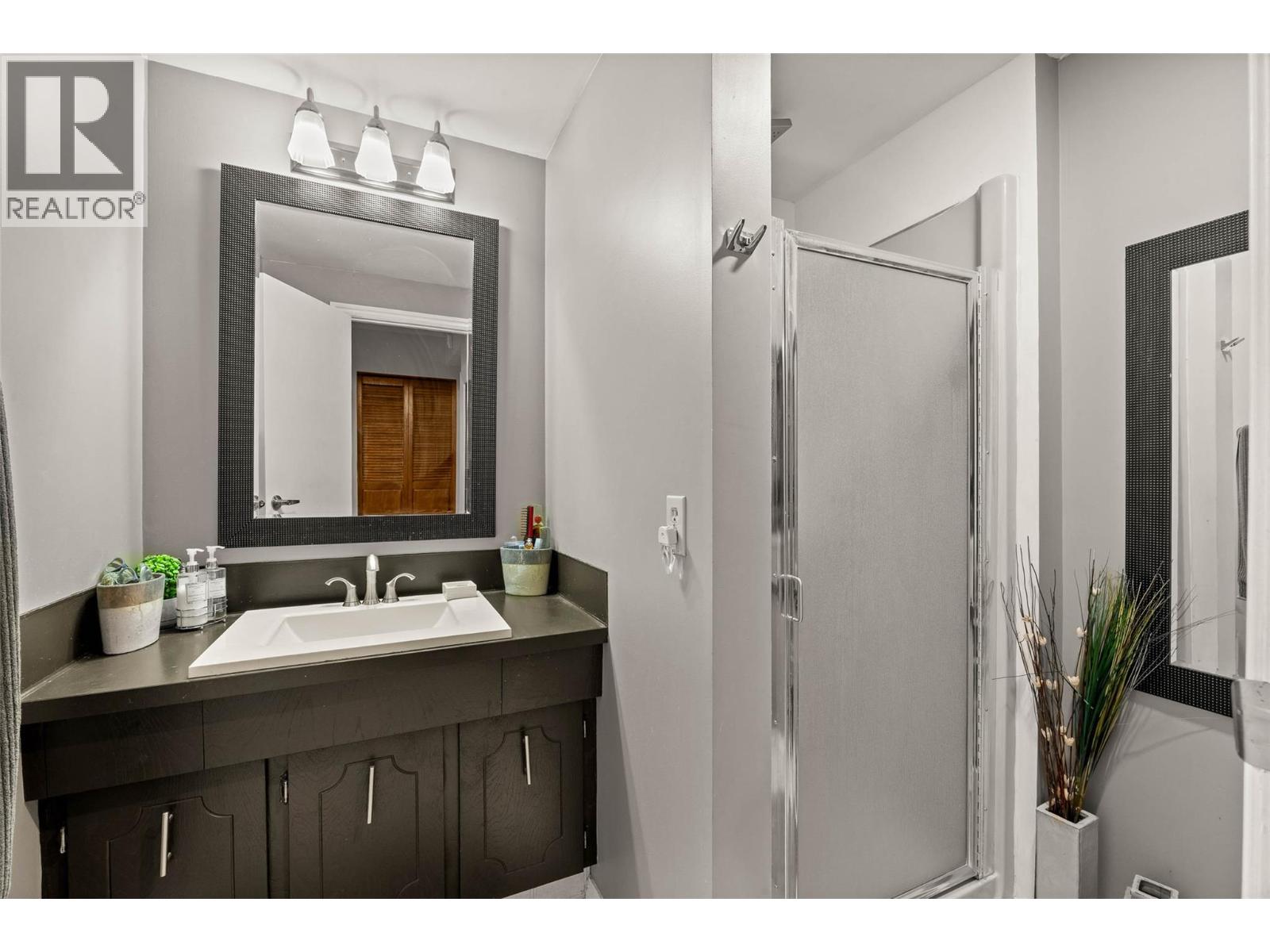 3119 SHUSWAP ROAD - 43