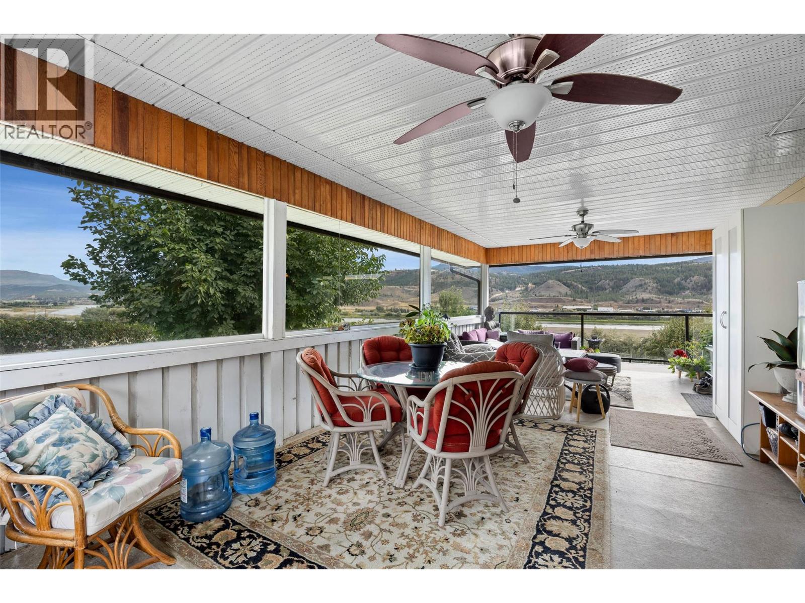 3119 SHUSWAP ROAD - 17