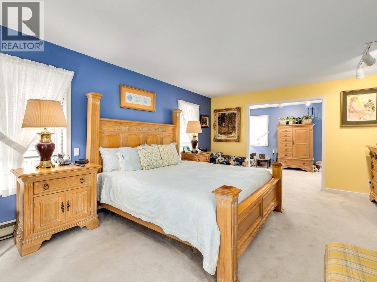 4704 STAHAKEN Place, Tsawwassen