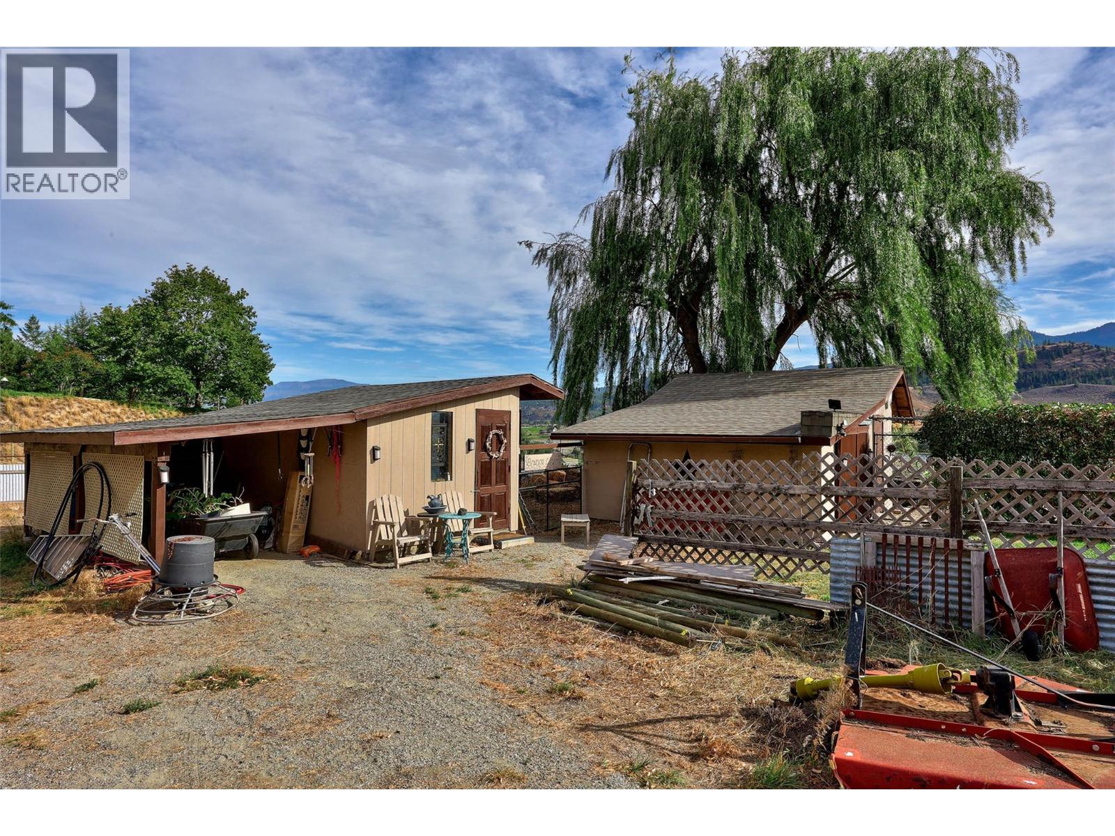 3119 SHUSWAP ROAD - 56