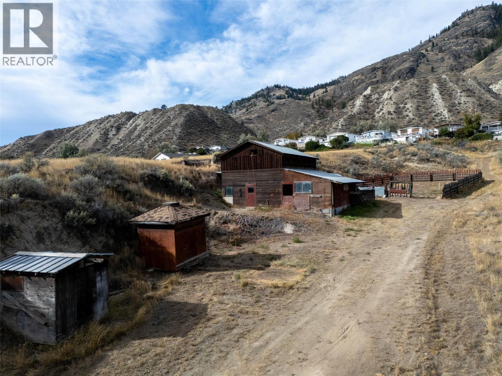 3119 SHUSWAP ROAD - 73