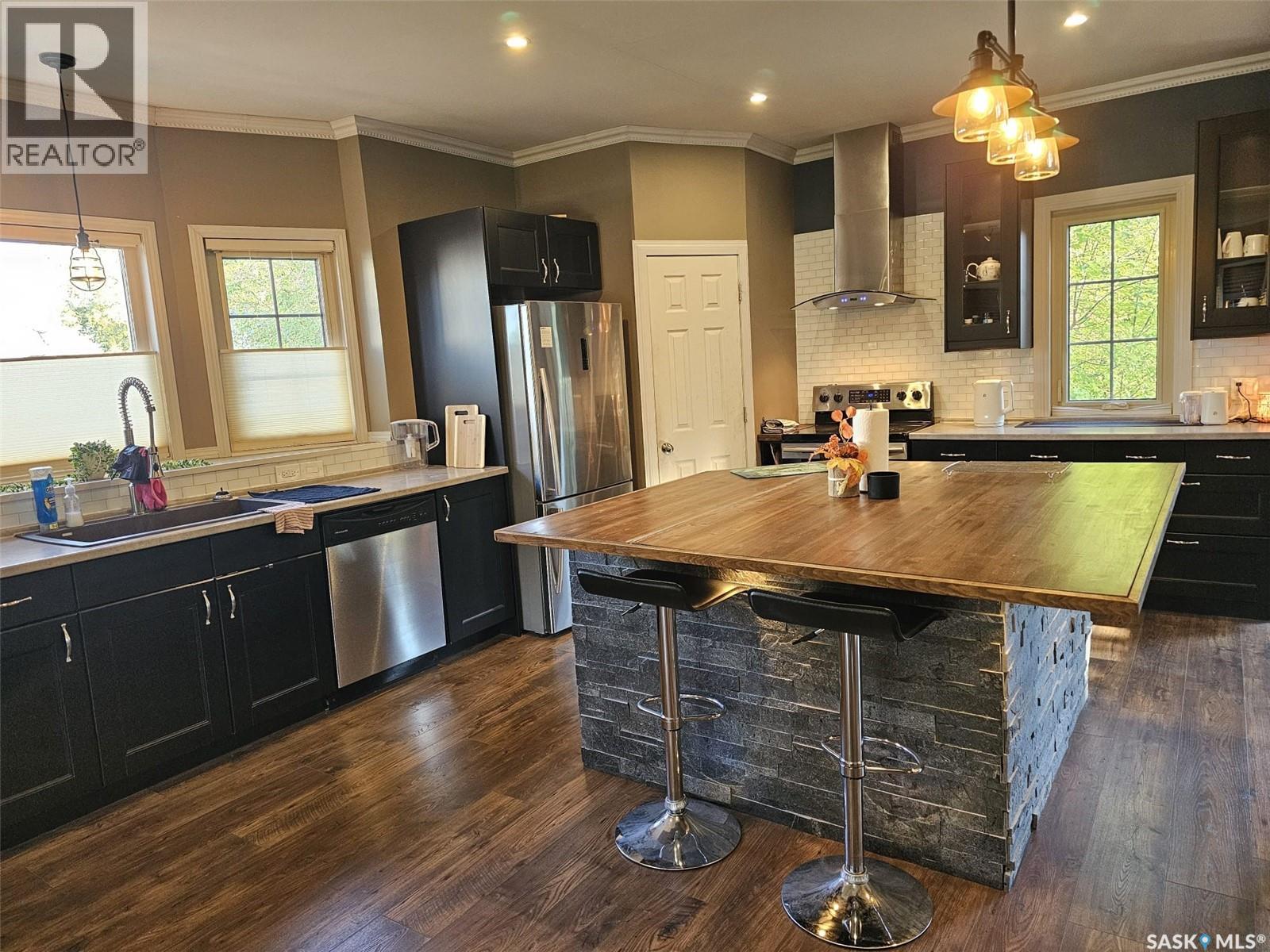 608 Walsh AVENUE - 6