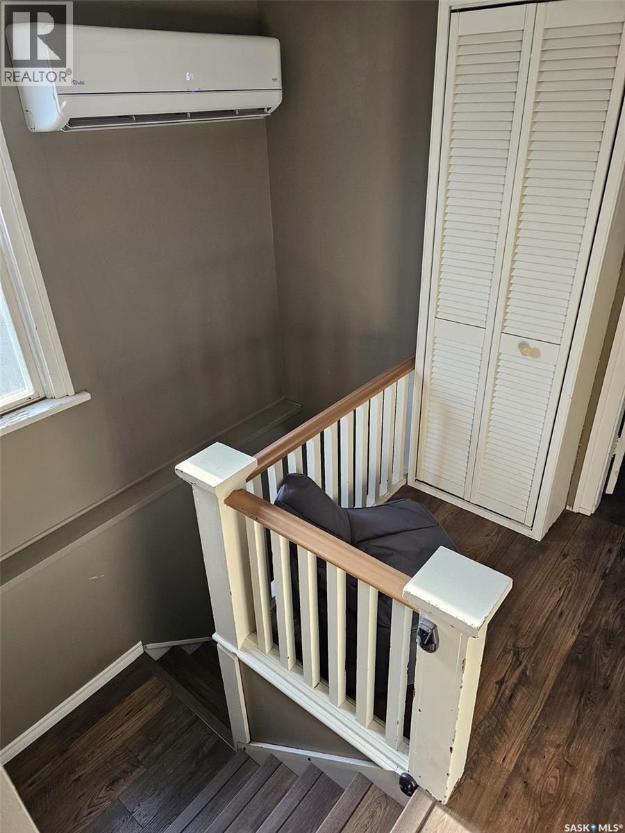 608 Walsh AVENUE - 13
