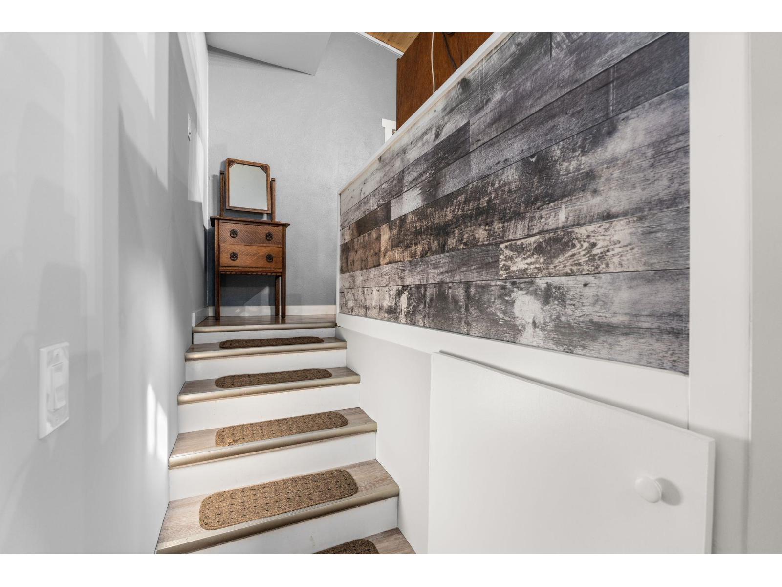 33690 BEECHWOOD DRIVE, Abbotsford