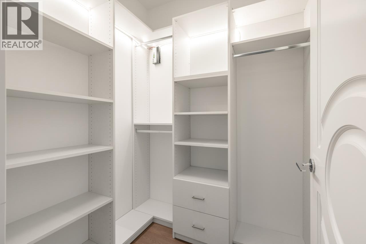 204 1009 LAURIER AVENUE, Vancouver