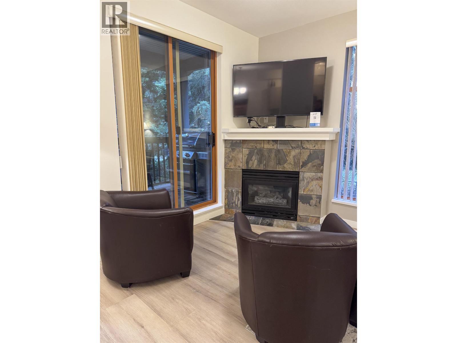 House in Whistler - Image 11