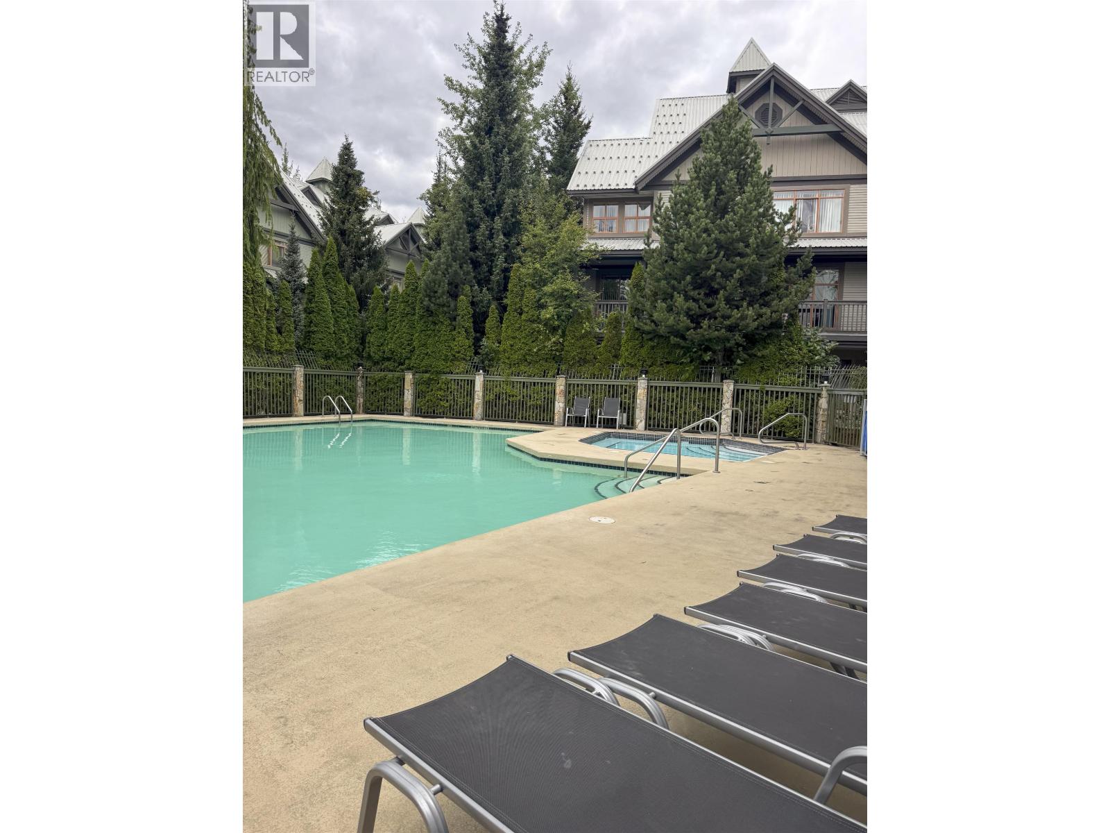House in Whistler - Image 16