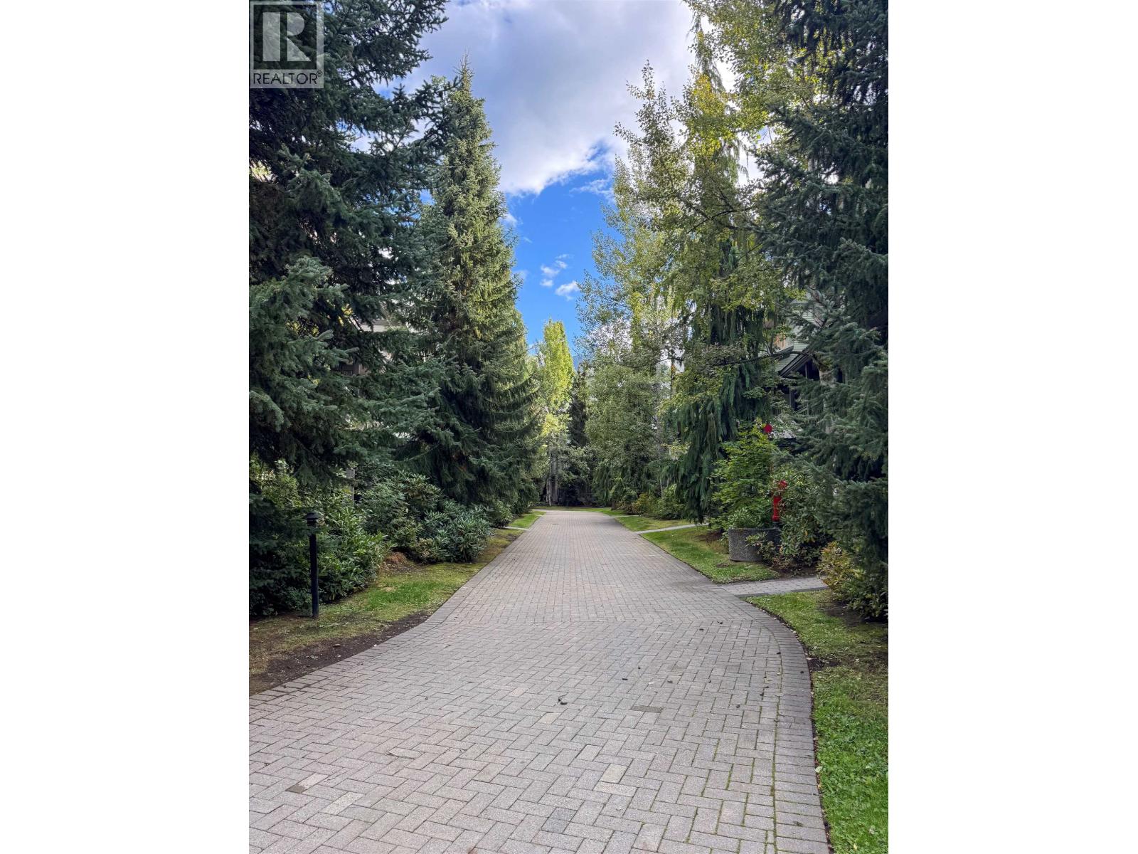House in Whistler - Image 19