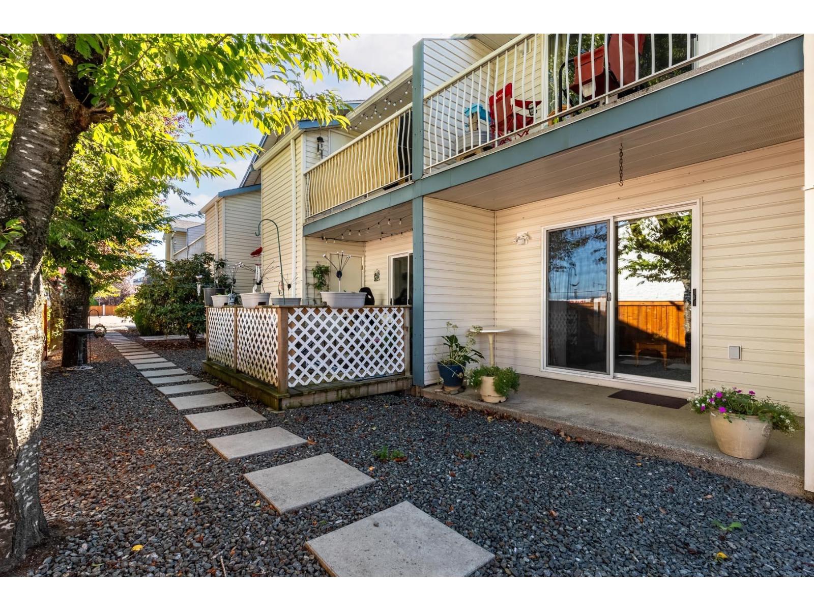 35 45435 KNIGHT ROAD, Sardis West Vedder, Chilliwack