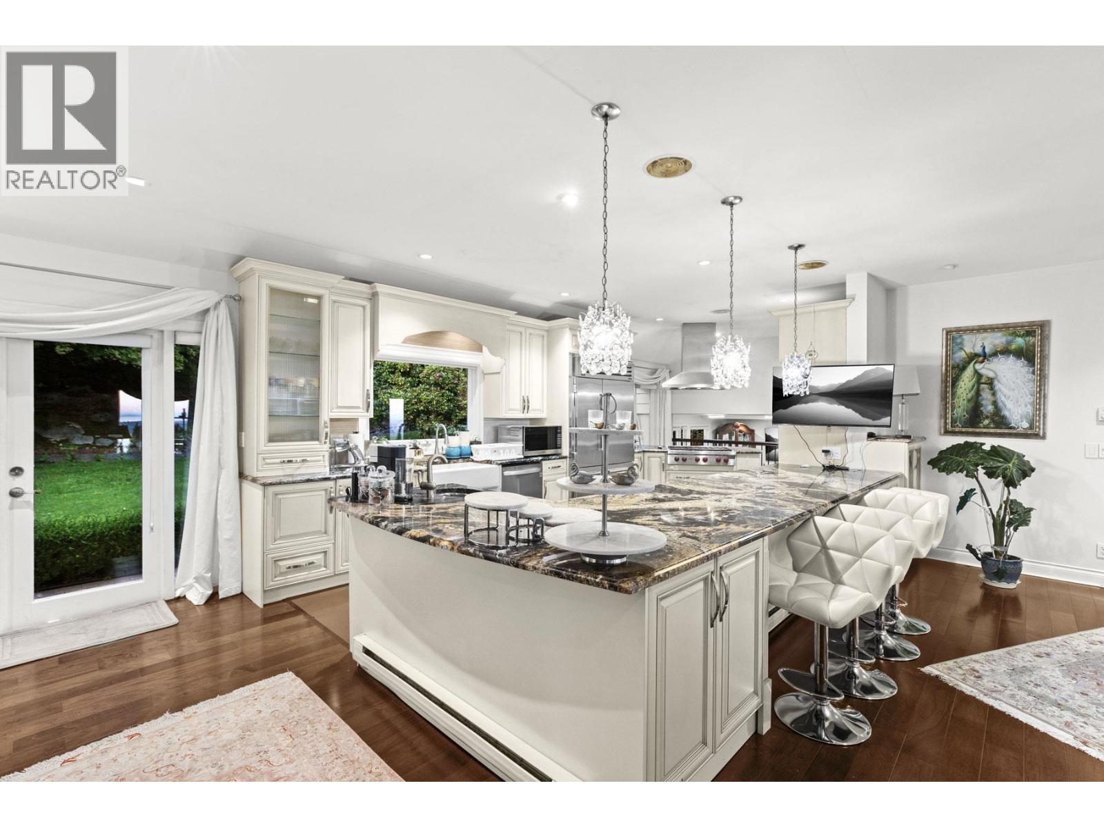 1391 CHARTWELL DRIVE, West Vancouver