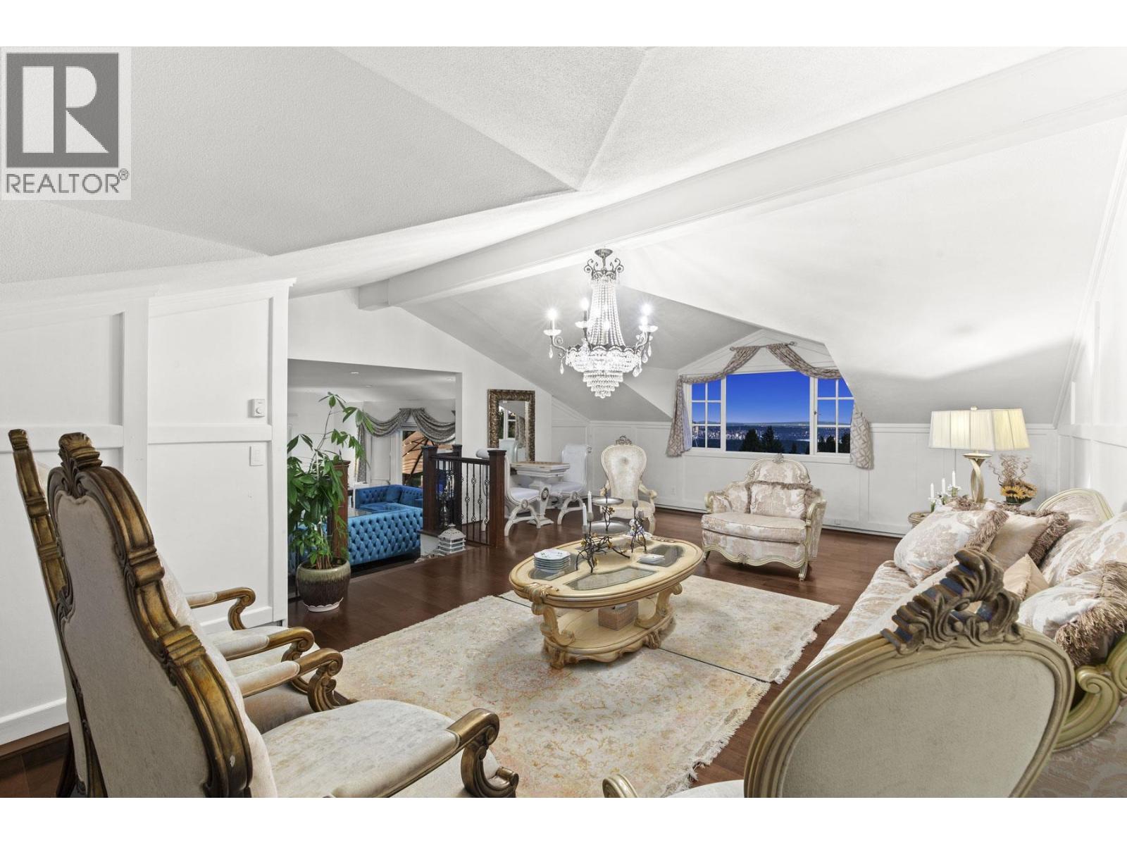 1391 CHARTWELL DRIVE, West Vancouver