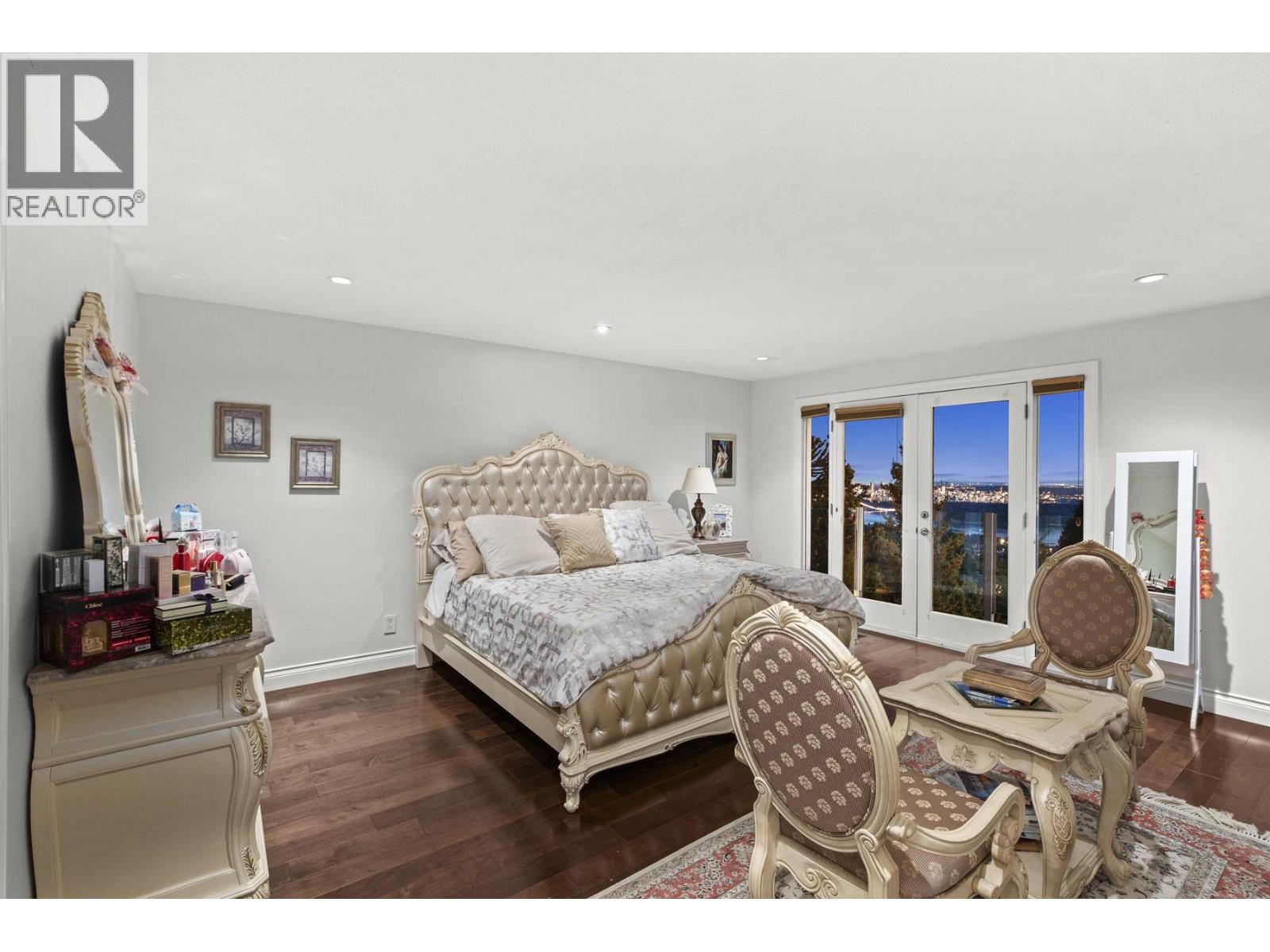 1391 CHARTWELL DRIVE, West Vancouver