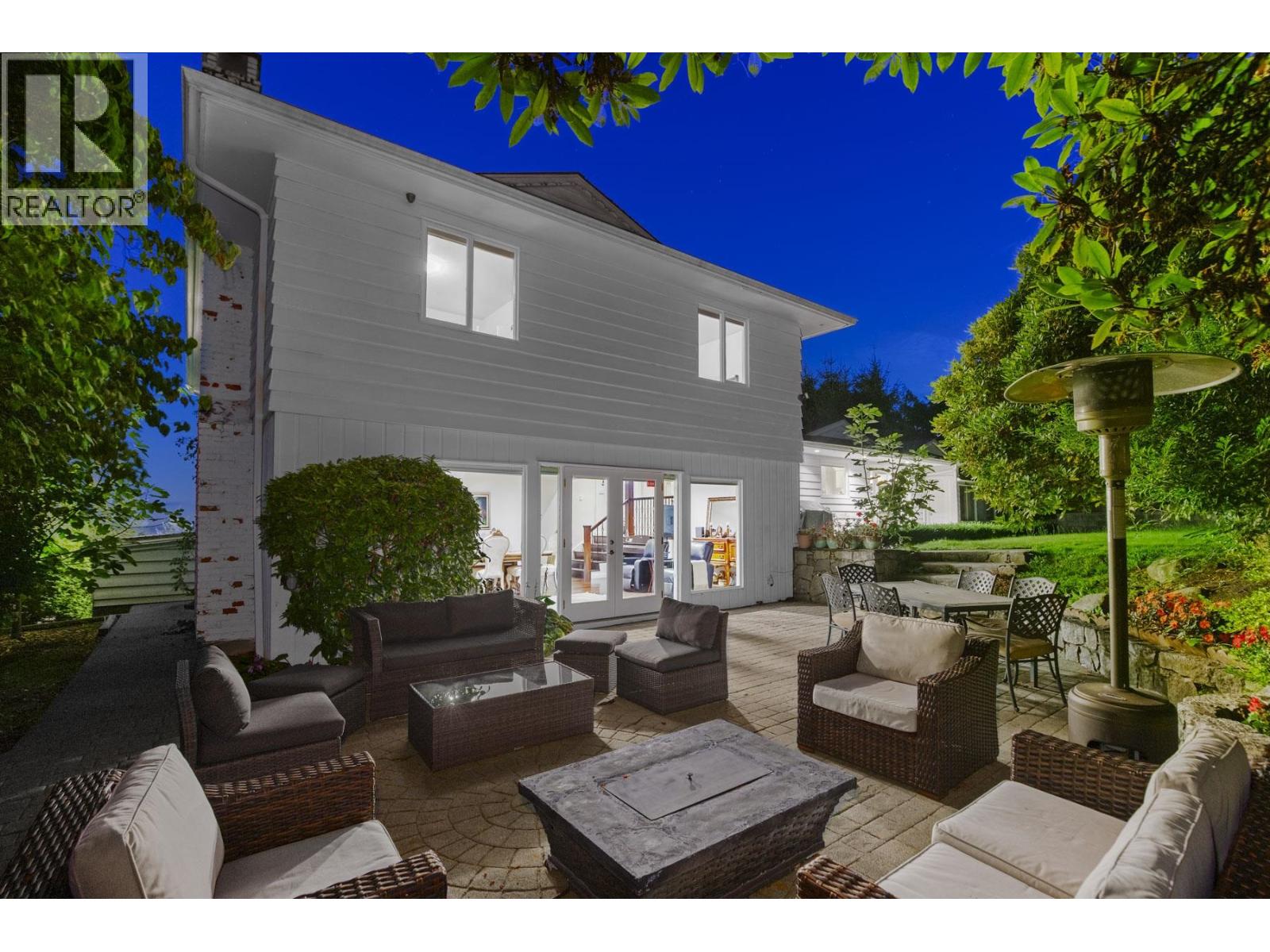 1391 CHARTWELL DRIVE, West Vancouver