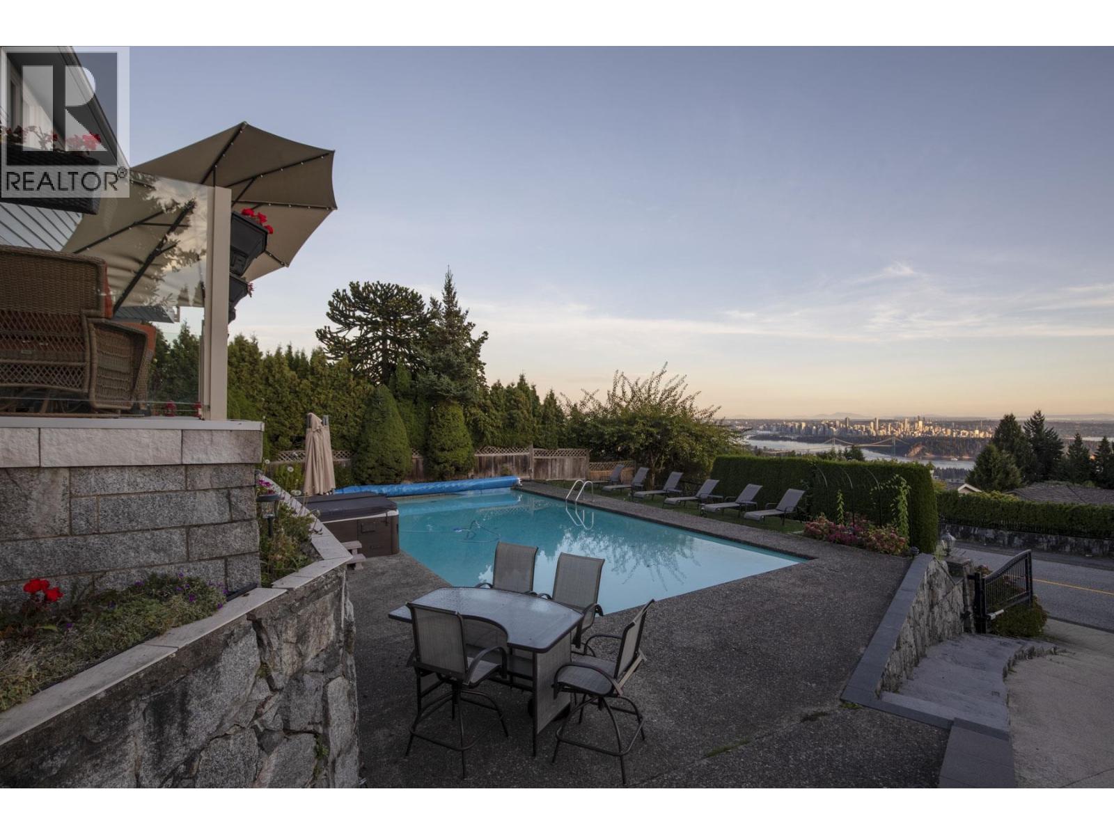 1391 CHARTWELL DRIVE, West Vancouver