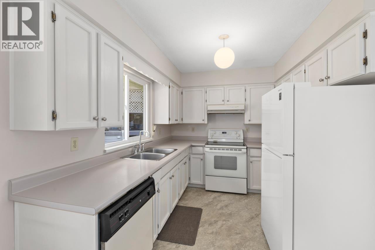 1605 HEMLOCK PLACE, Port Moody