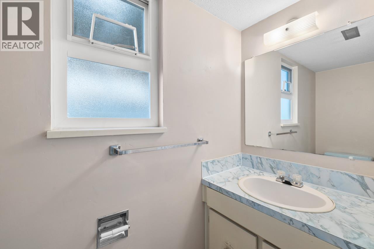 1605 HEMLOCK PLACE, Port Moody