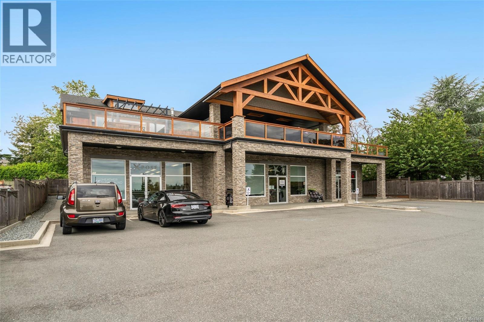 202 679 Terminal Ave, Nanaimo