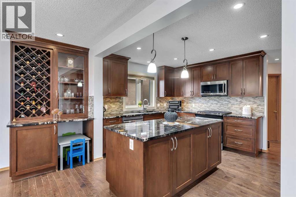 Single Family House for Sale in  Macewan Park View NW MacEwan Glen Calgary 