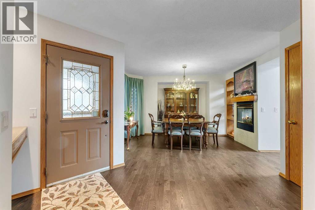 Single Family House for Sale in  Macewan Park View NW MacEwan Glen Calgary 