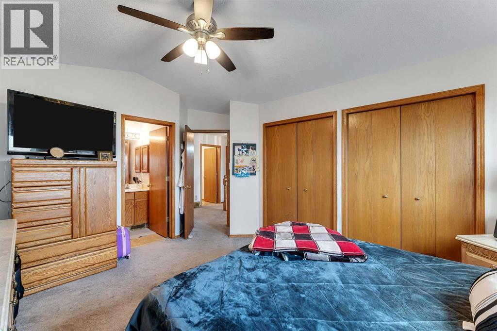 Single Family House for Sale in  Macewan Park View NW MacEwan Glen Calgary 