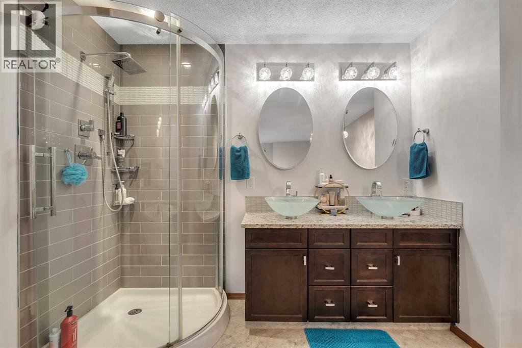 Single Family House for Sale in  Macewan Park View NW MacEwan Glen Calgary 