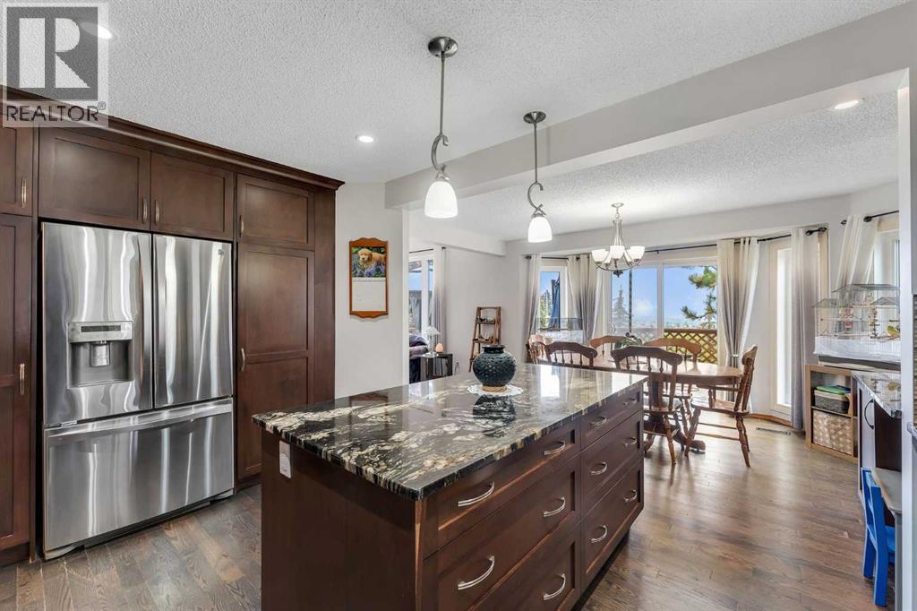 Single Family House for Sale in  Macewan Park View NW MacEwan Glen Calgary 