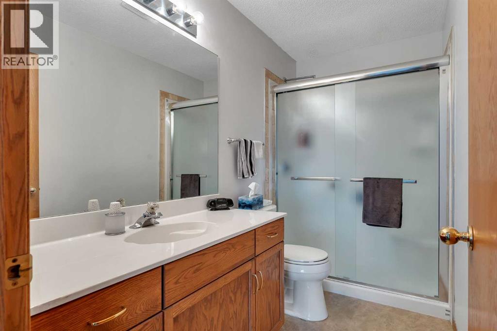 Single Family House for Sale in  Macewan Park View NW MacEwan Glen Calgary 