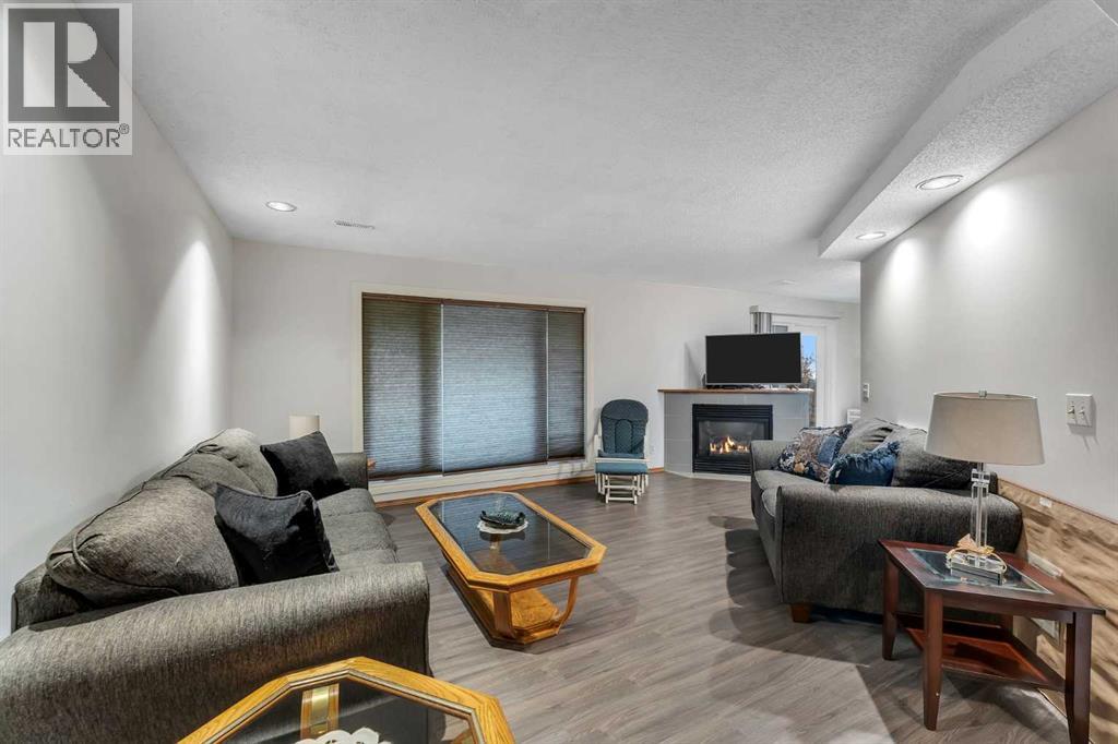 Single Family House for Sale in  Macewan Park View NW MacEwan Glen Calgary 