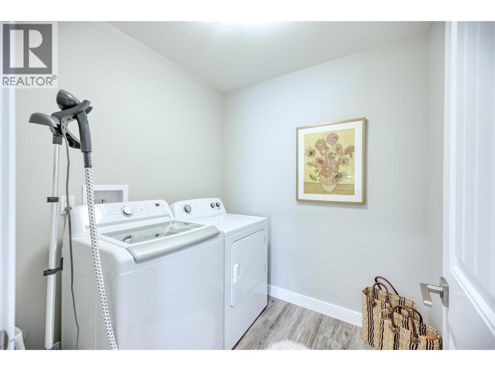 7012 WREN Drive, Osoyoos