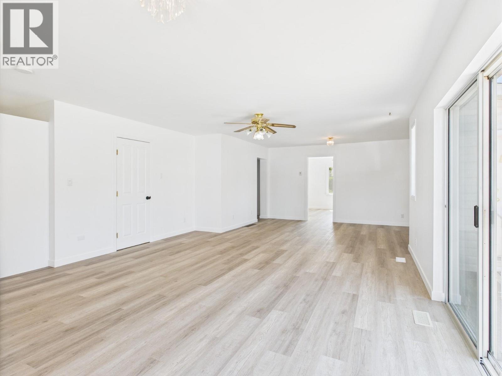 8704 74th Avenue, Osoyoos