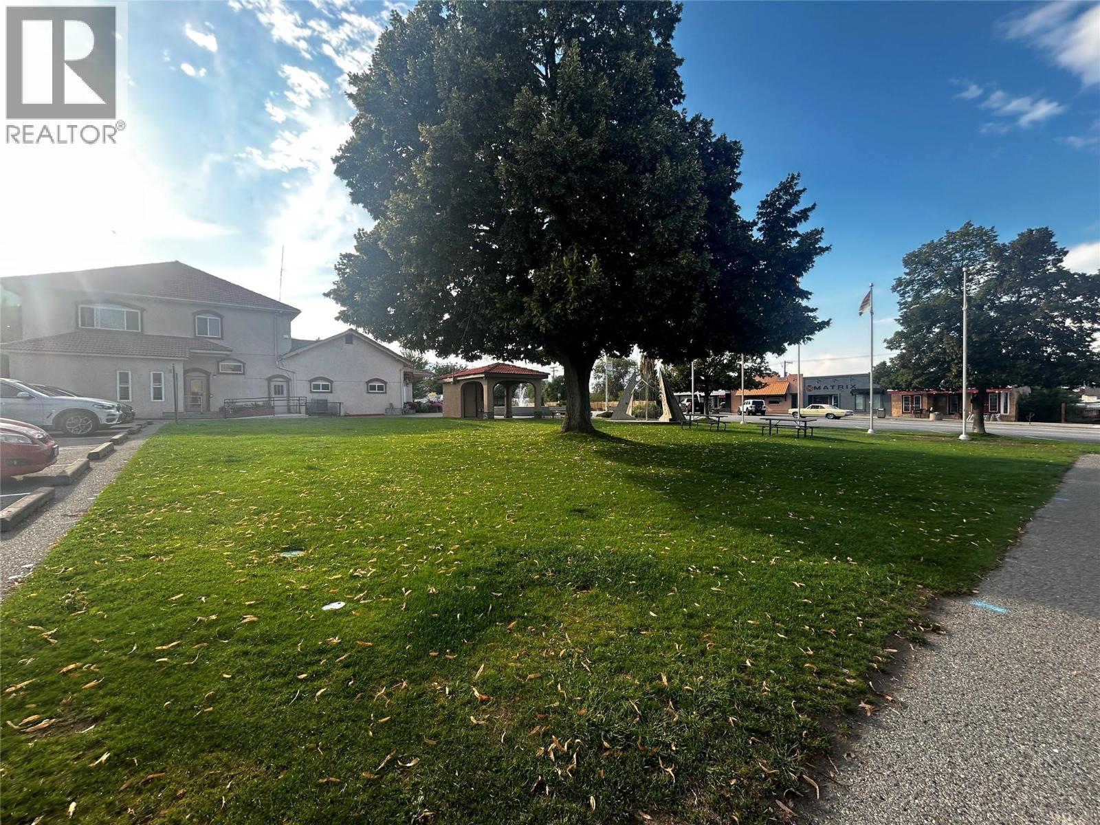8704 74th Avenue, Osoyoos